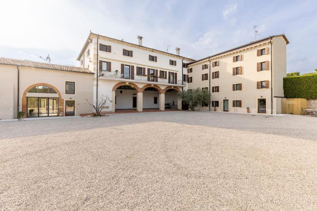 Verdeolivo 1876 - Apartments & Pool Mezzane di Sotto Exterior photo